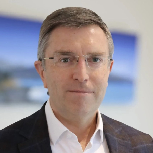 Prof Murray Barclay